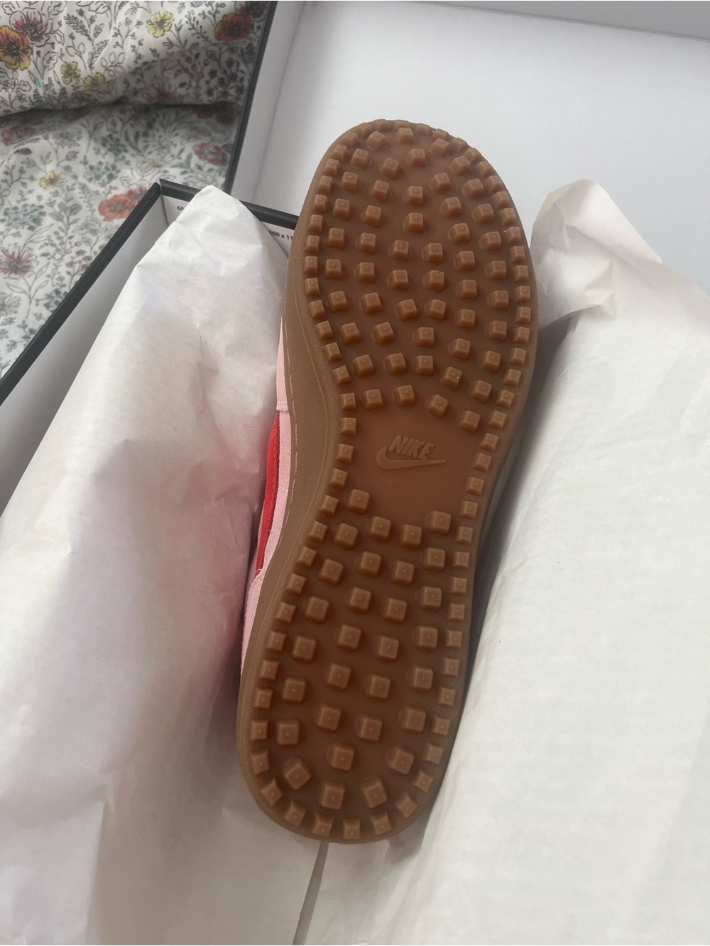NEW Nike Pink and Coral Suede Women's Sneakers - Picture 10 of 16